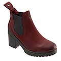 Dark Red Nubuck color swatch