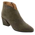 Dark Khaki Suede color swatch