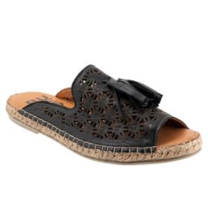 Naven Black